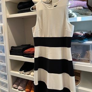 Ann Taylor size 10 cream and black zip up dress. EUC, I lost too much weight.